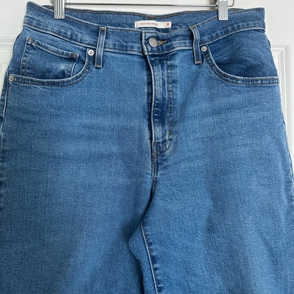 Levi's High-rise Wide Leg Jeans - Size 31 - Picture 7 of 11